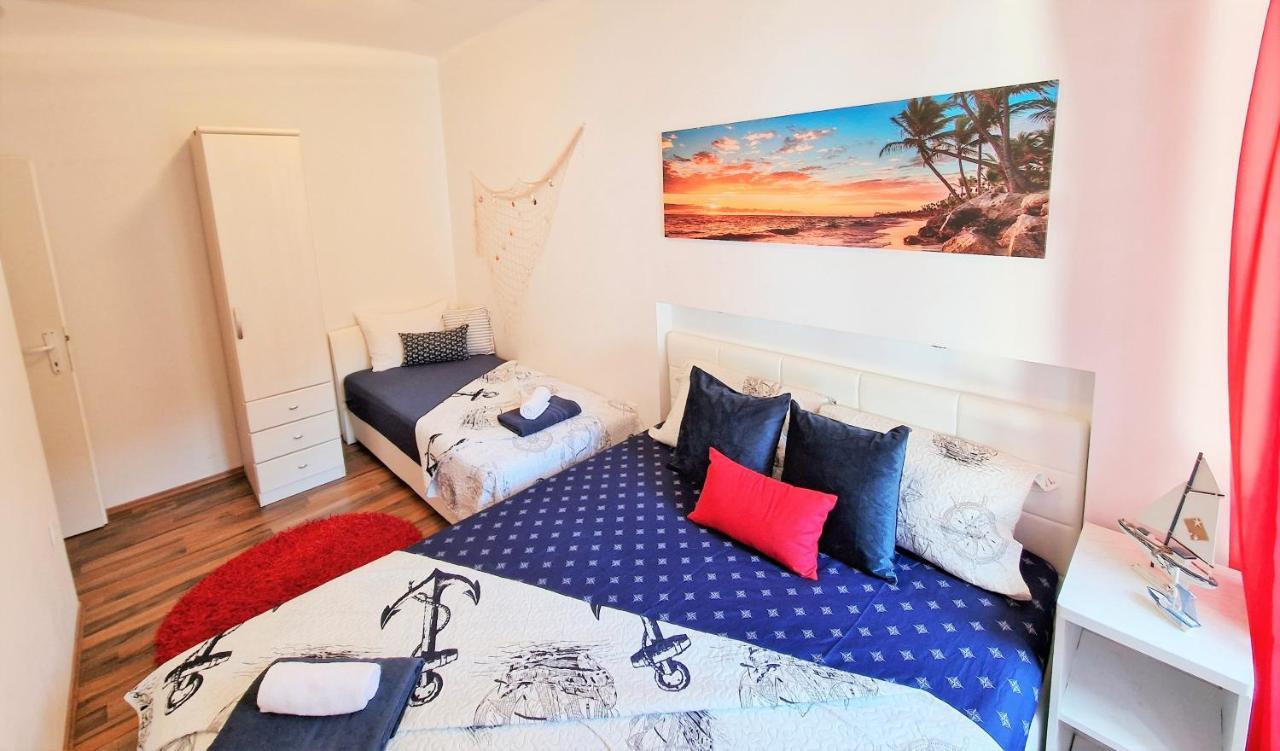 Pirates' Bay Apartment - Omiš Kültér fotó