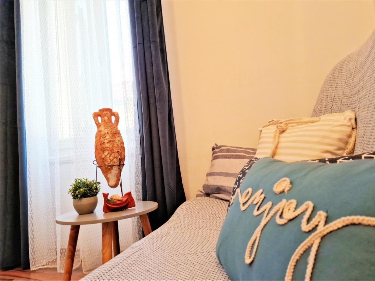 Pirates' Bay Apartment - Omiš Kültér fotó