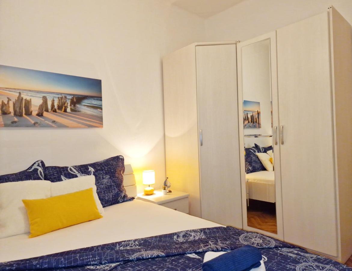Pirates' Bay Apartment - Omiš Kültér fotó