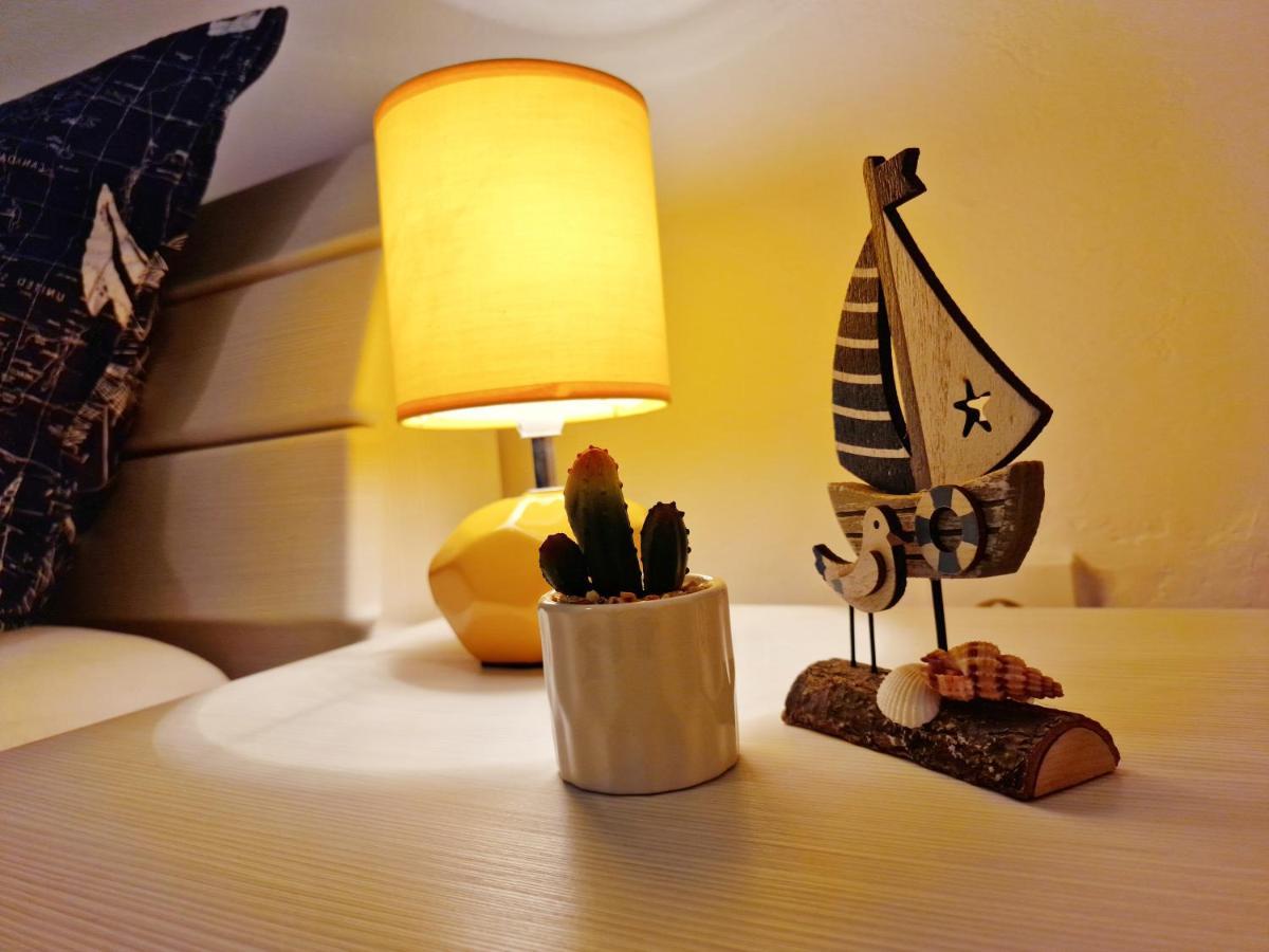 Pirates' Bay Apartment - Omiš Kültér fotó